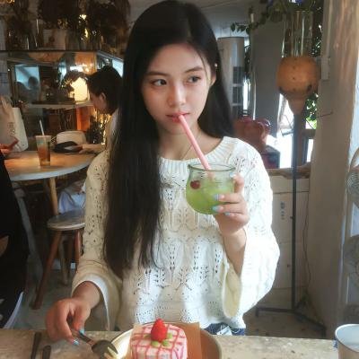 穿成恶毒女配每天被男主惦记